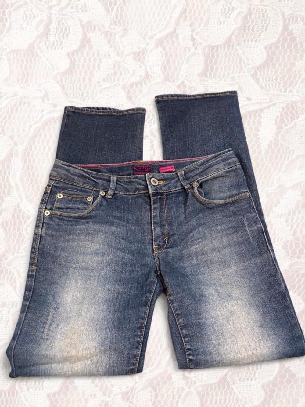Levi's Women's Dark Blue Straight Leg Jeans with Pink Waist Trim